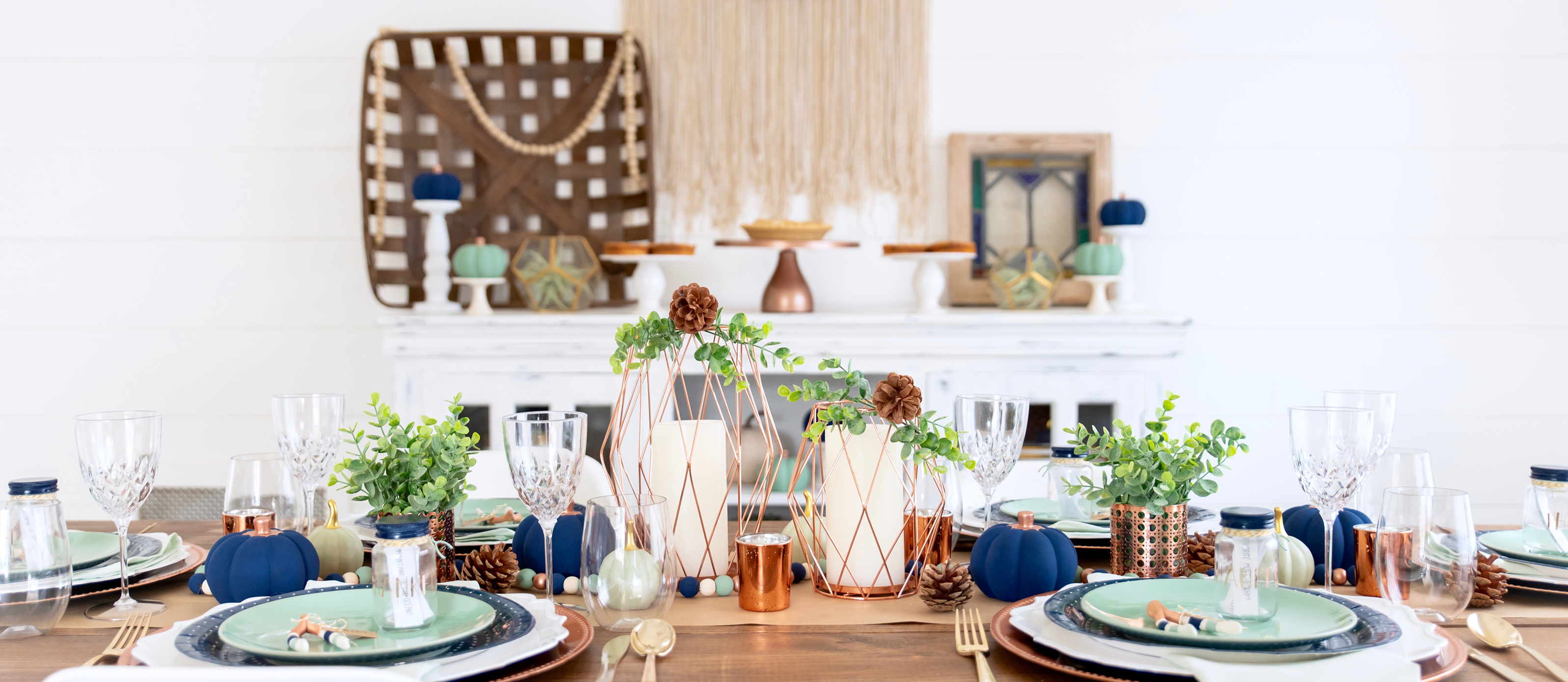 Modern Boho Friendsgiving Party