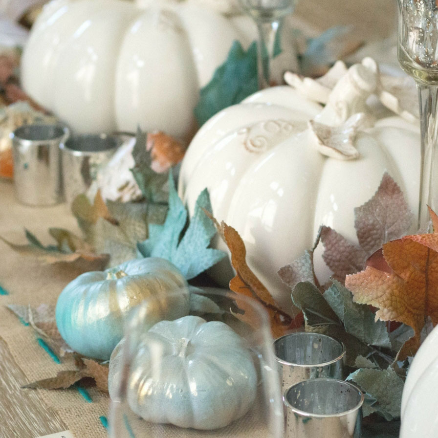 Unconventional Thanksgiving Table Décor