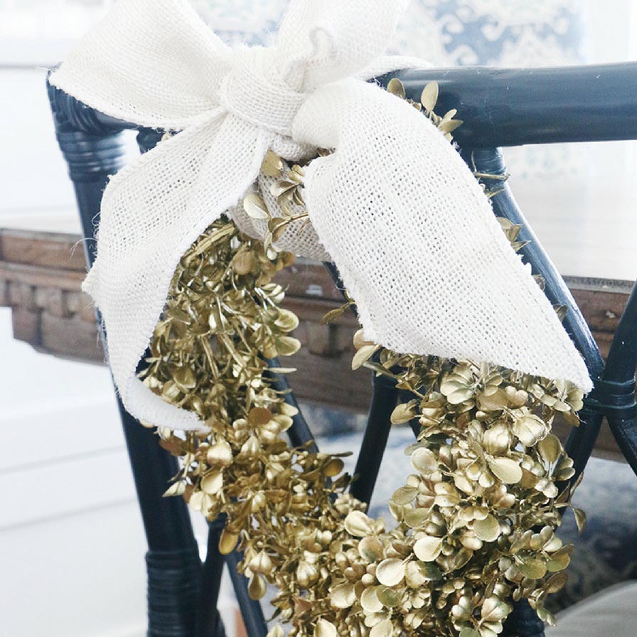 Christmas Decorating Ideas with Boxwood