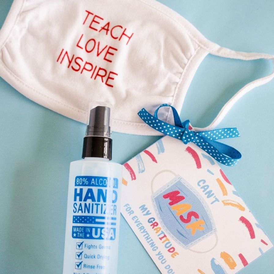 5 Personalized End of Year Teacher Gifts