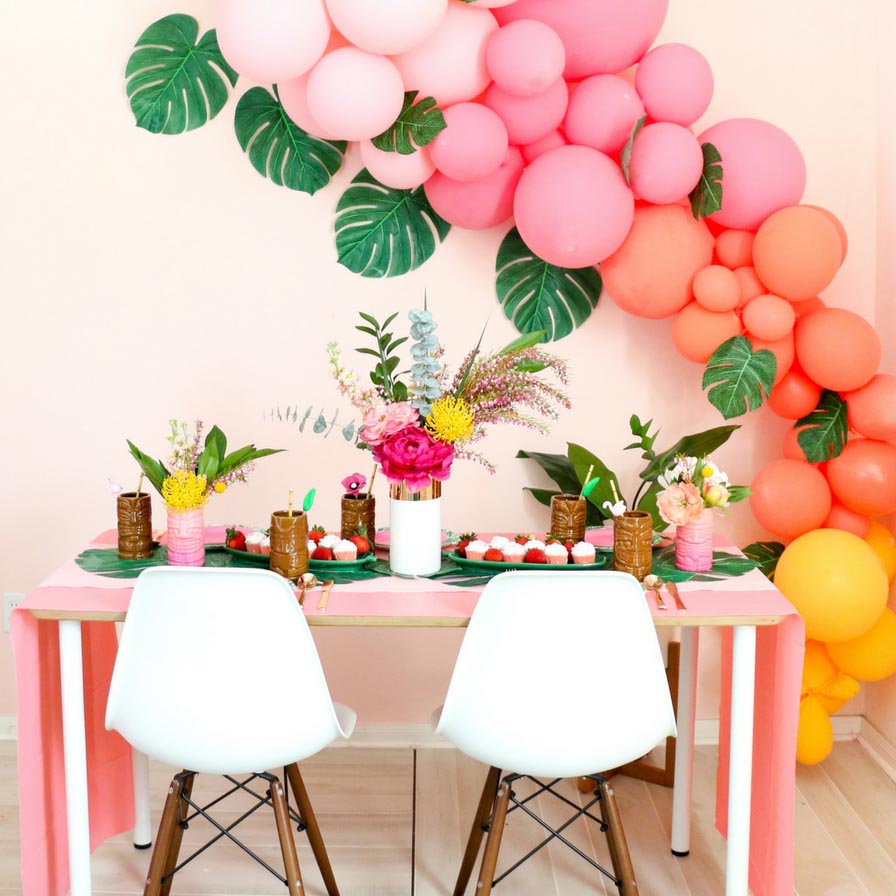 Tropical Tiki Tablescape