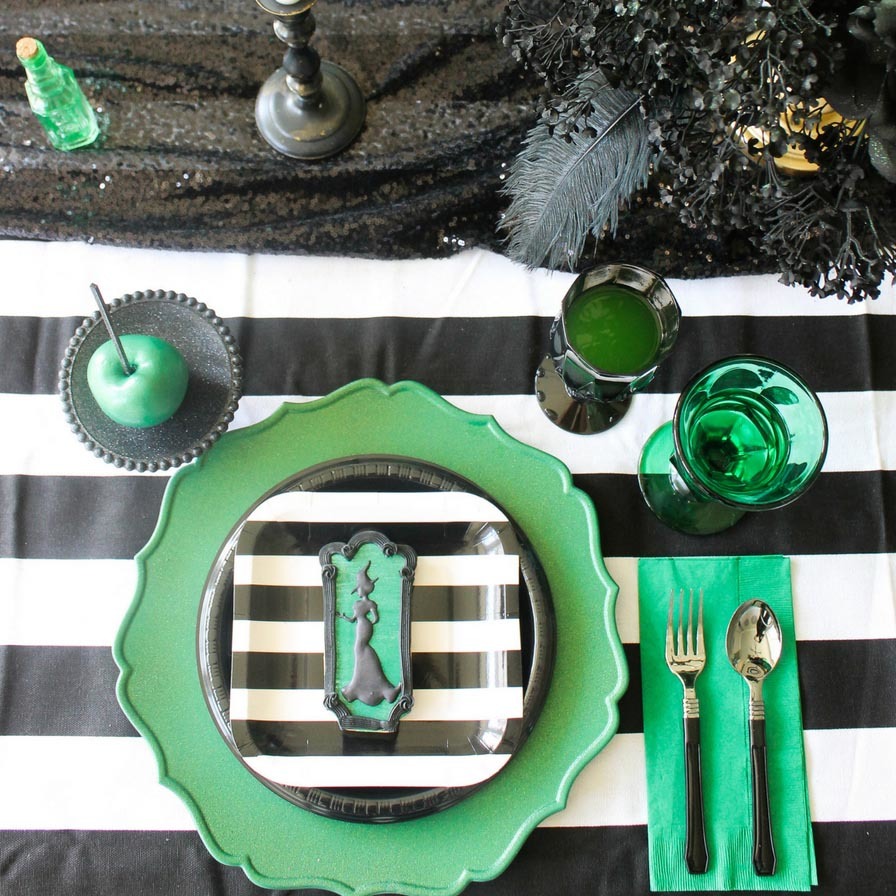 Wicked Witch Halloween Dinner Party | Fun365