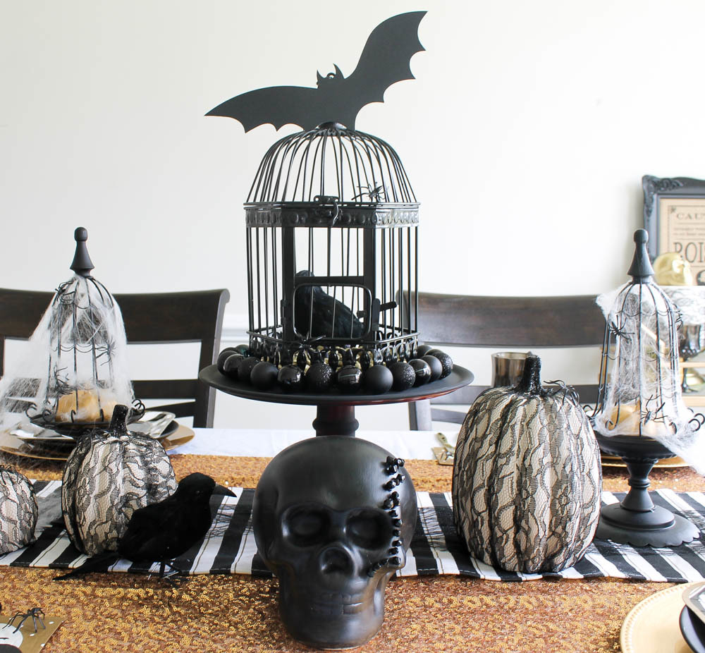 Throw a Glitz-O-Ween Halloween Party | Fun365