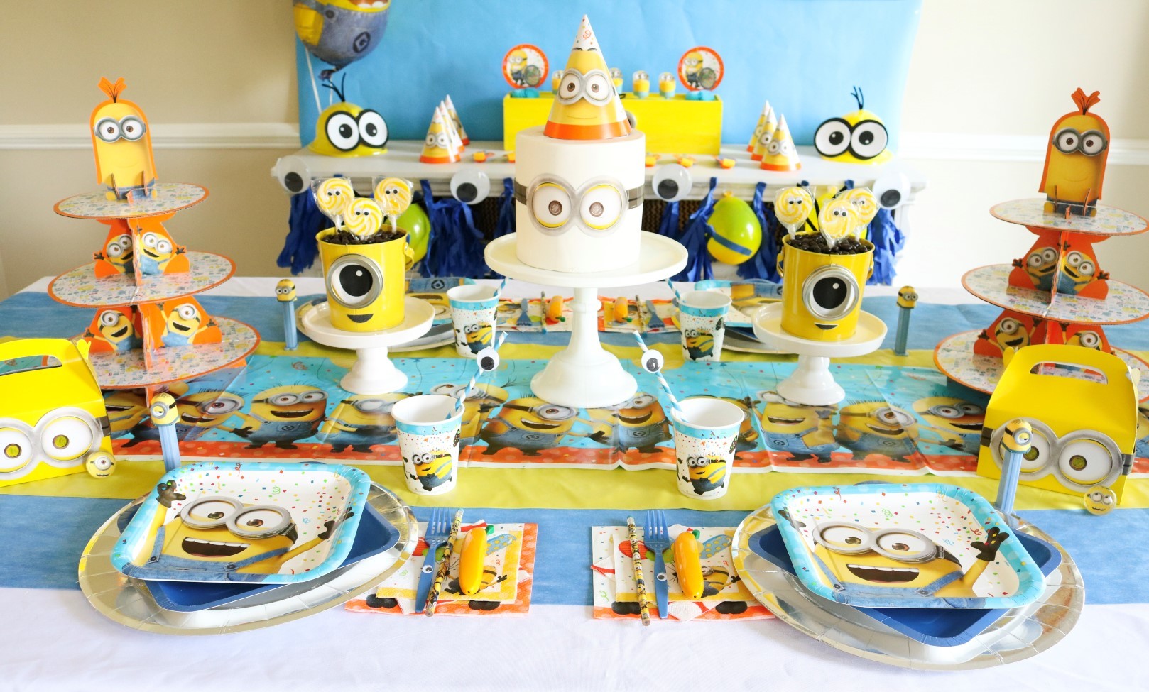 Despicable Me Minions Party | Fun365