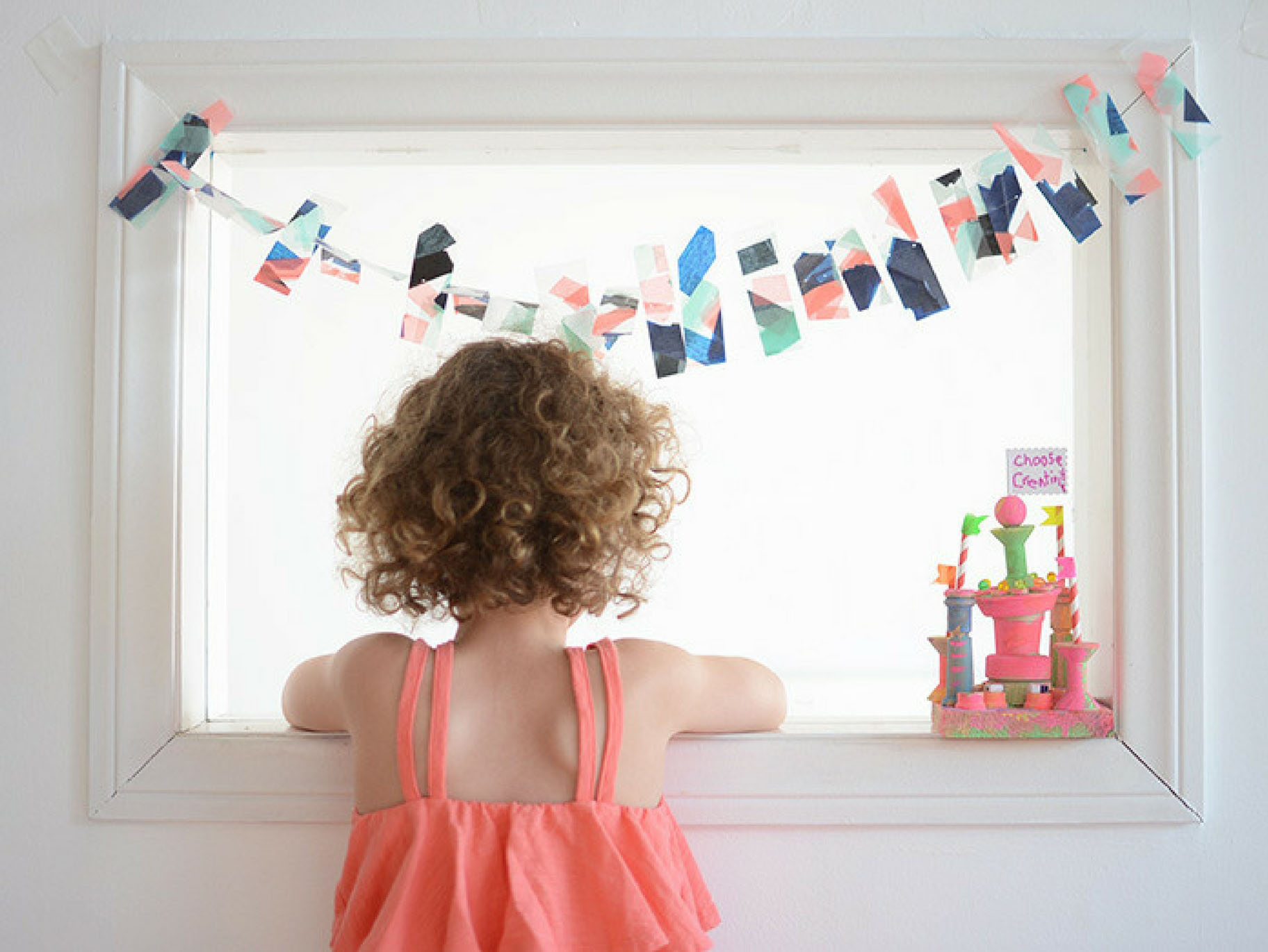 Cute DIY Suncatcher Garland