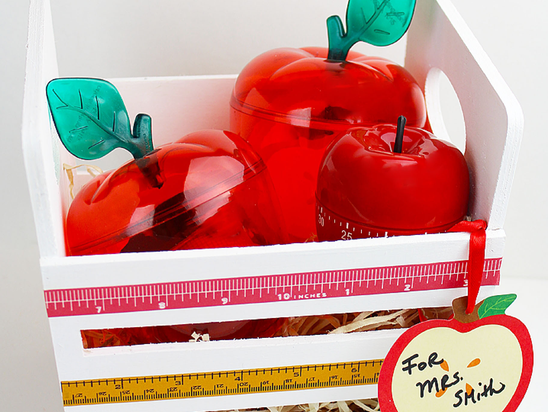 DIY Teacher Appreciation Apple Crate
