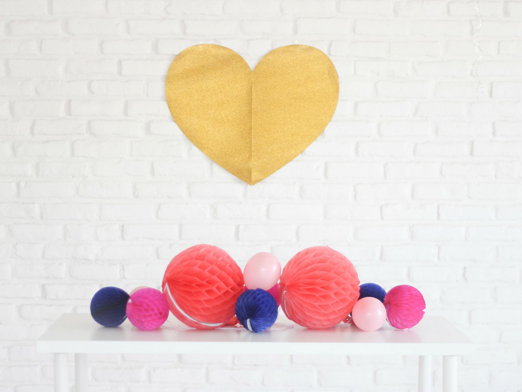 Easy DIY: Honeycomb Valentine Table Runner