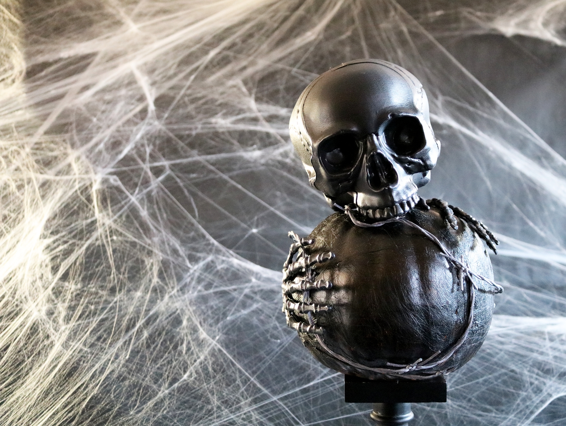 Creepy Pumpkin Halloween Decor