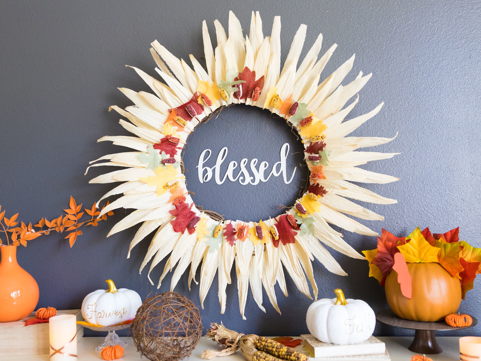 DIY Fall Cornhusk Wreath