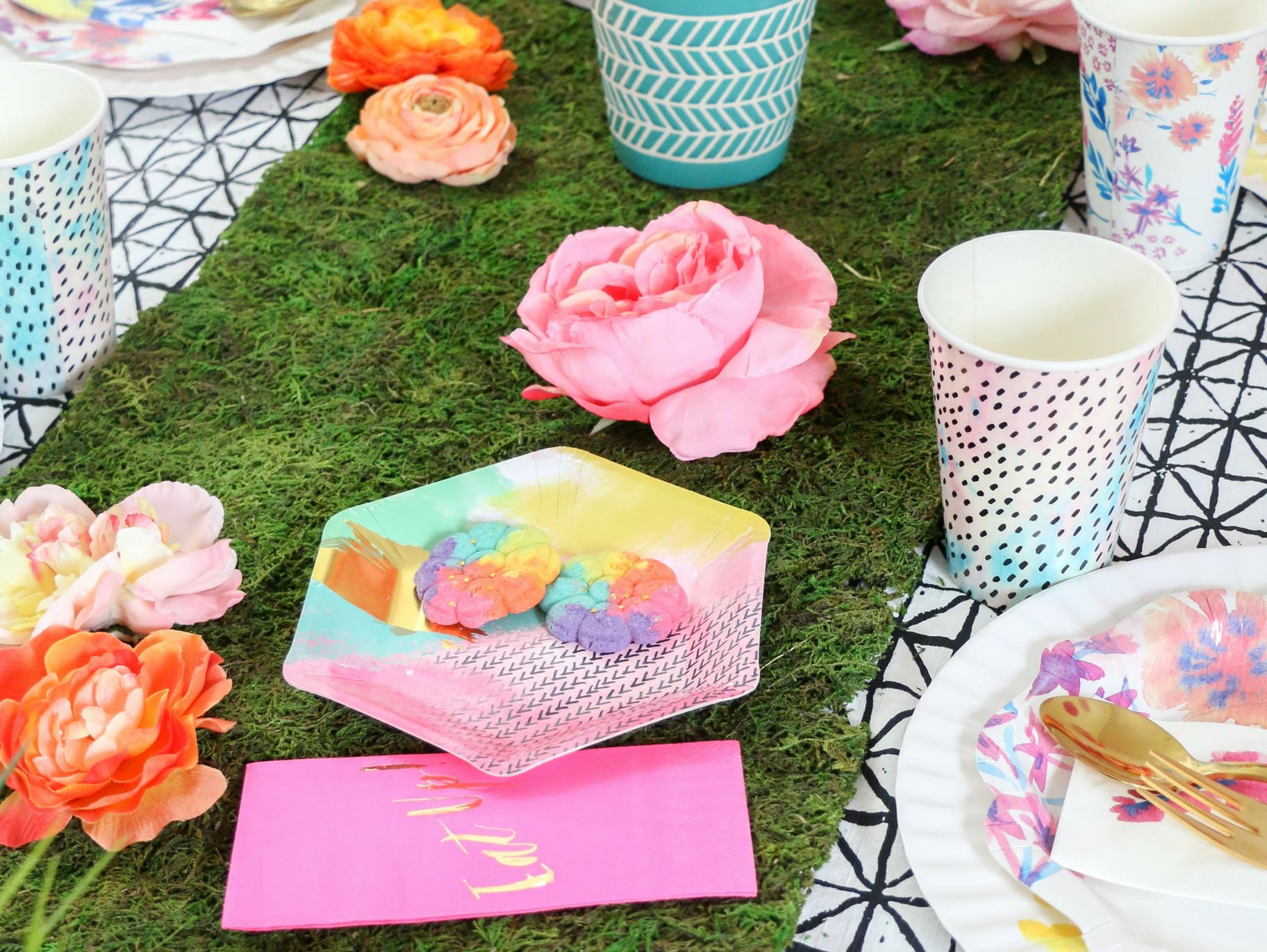 DIY Floral Table Runner