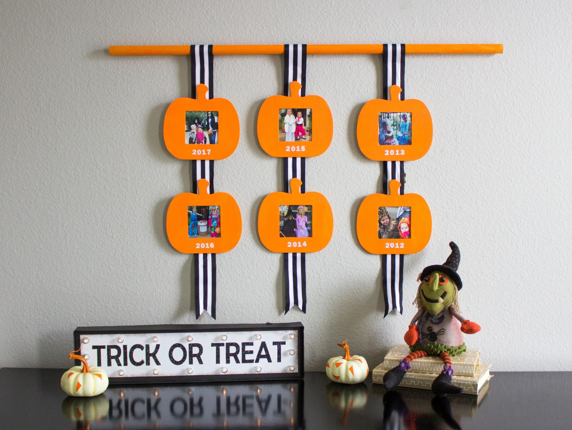 Trick or Treat Halloween Photo Display