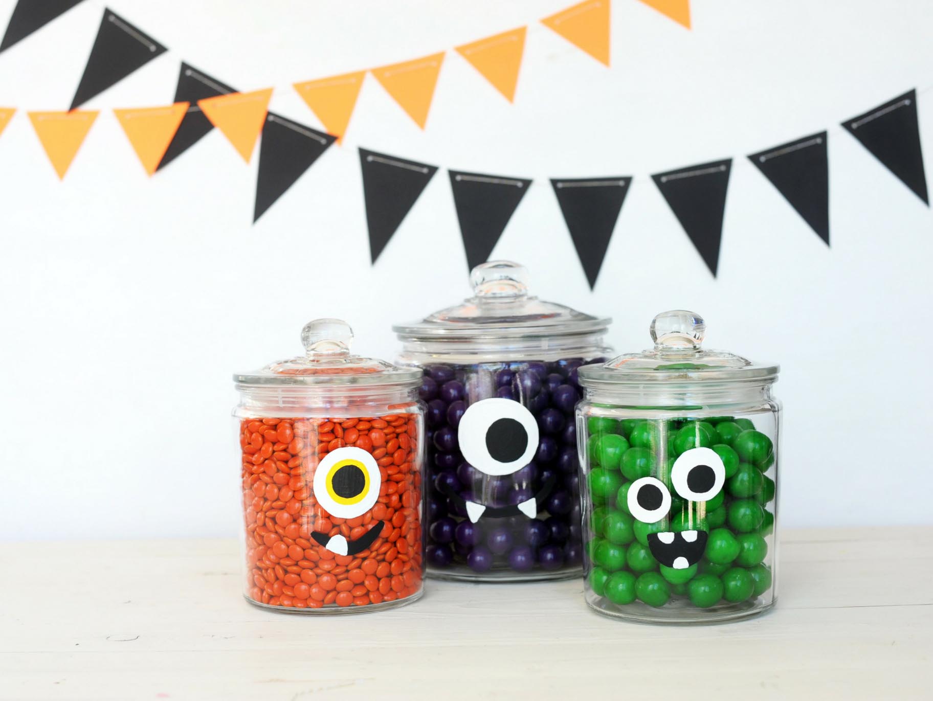 DIY Halloween Monster Jars