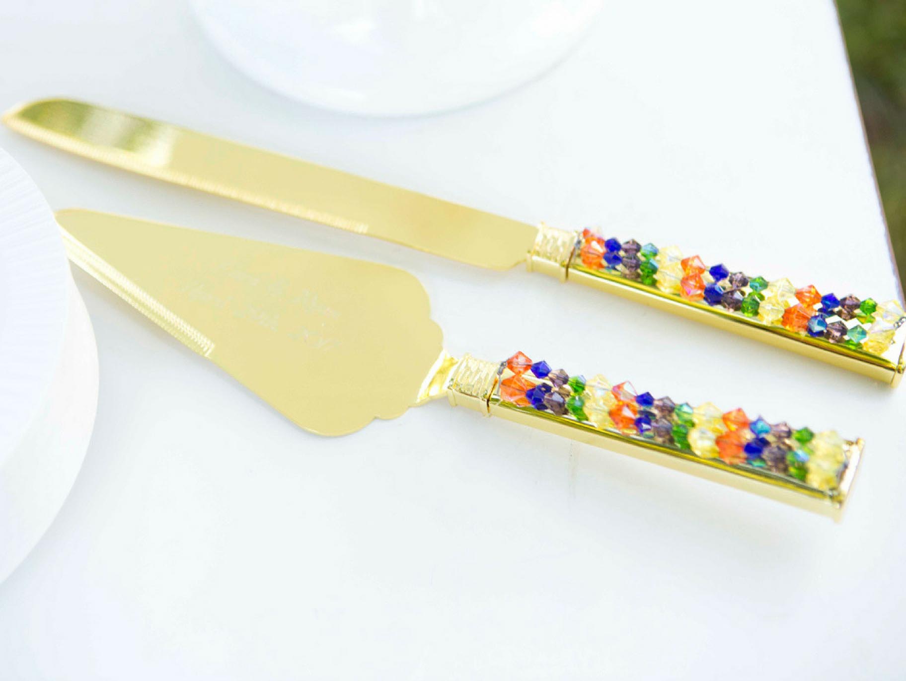 DIY Jeweled Wedding Cake and Knife Set