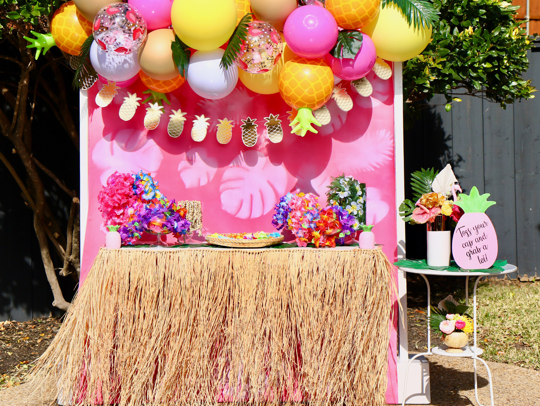 DIY Lei Station
