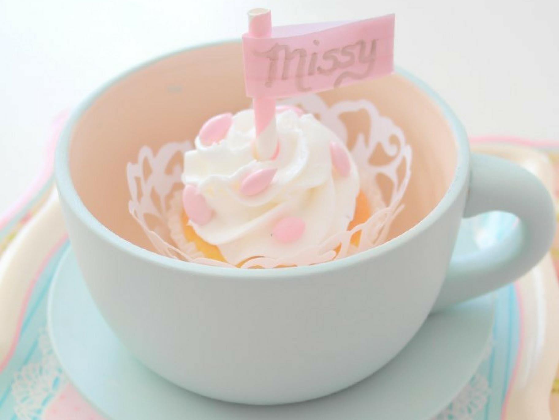 DIY Tea Cup Cupcake Place Card Holder