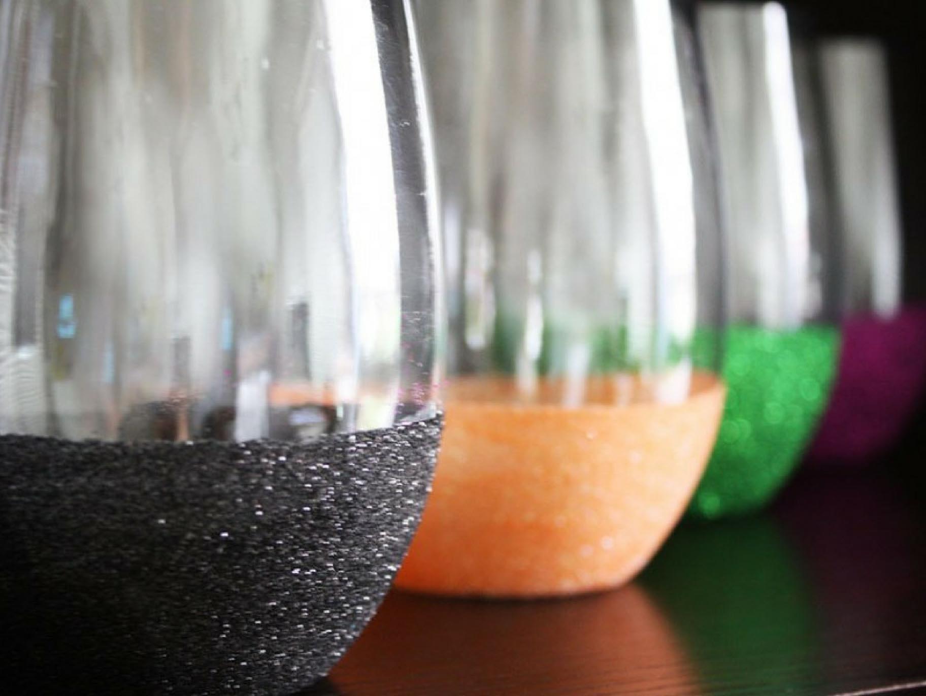 DIY Glitter Wine Glass, Upbeat Soles