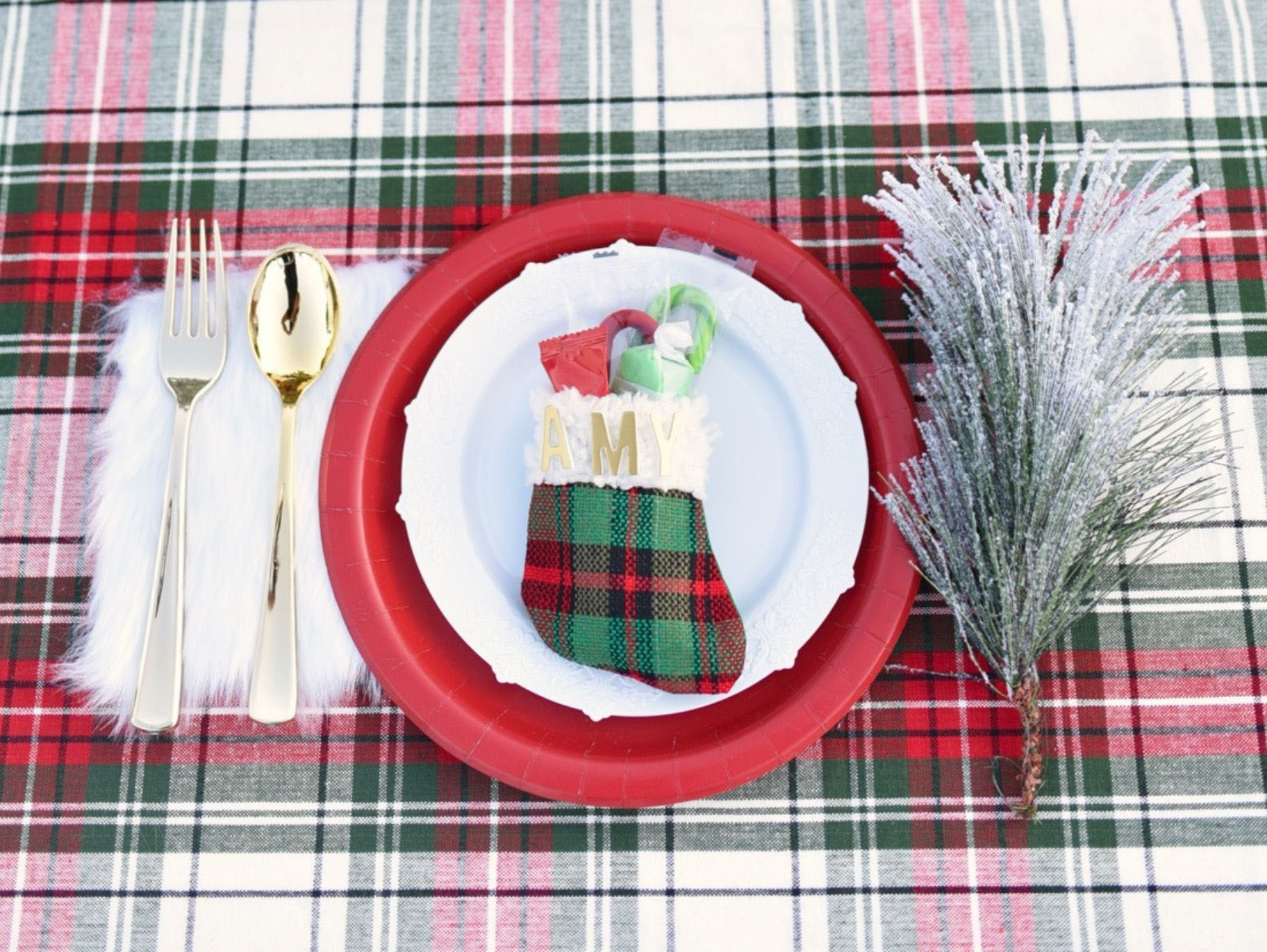 Personalized Ornament Place Cards
