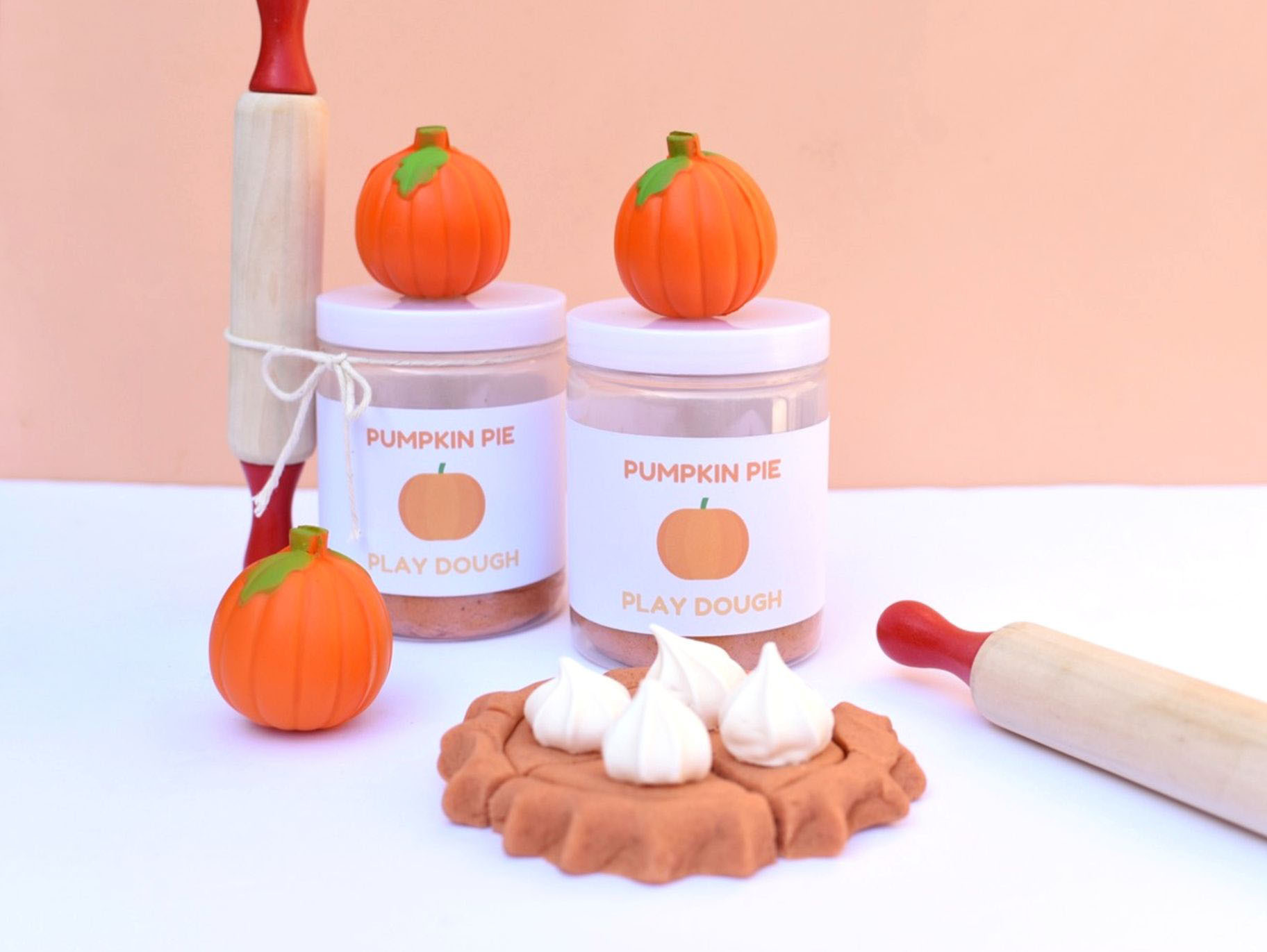 DIY Pumpkin Pie Play Dough