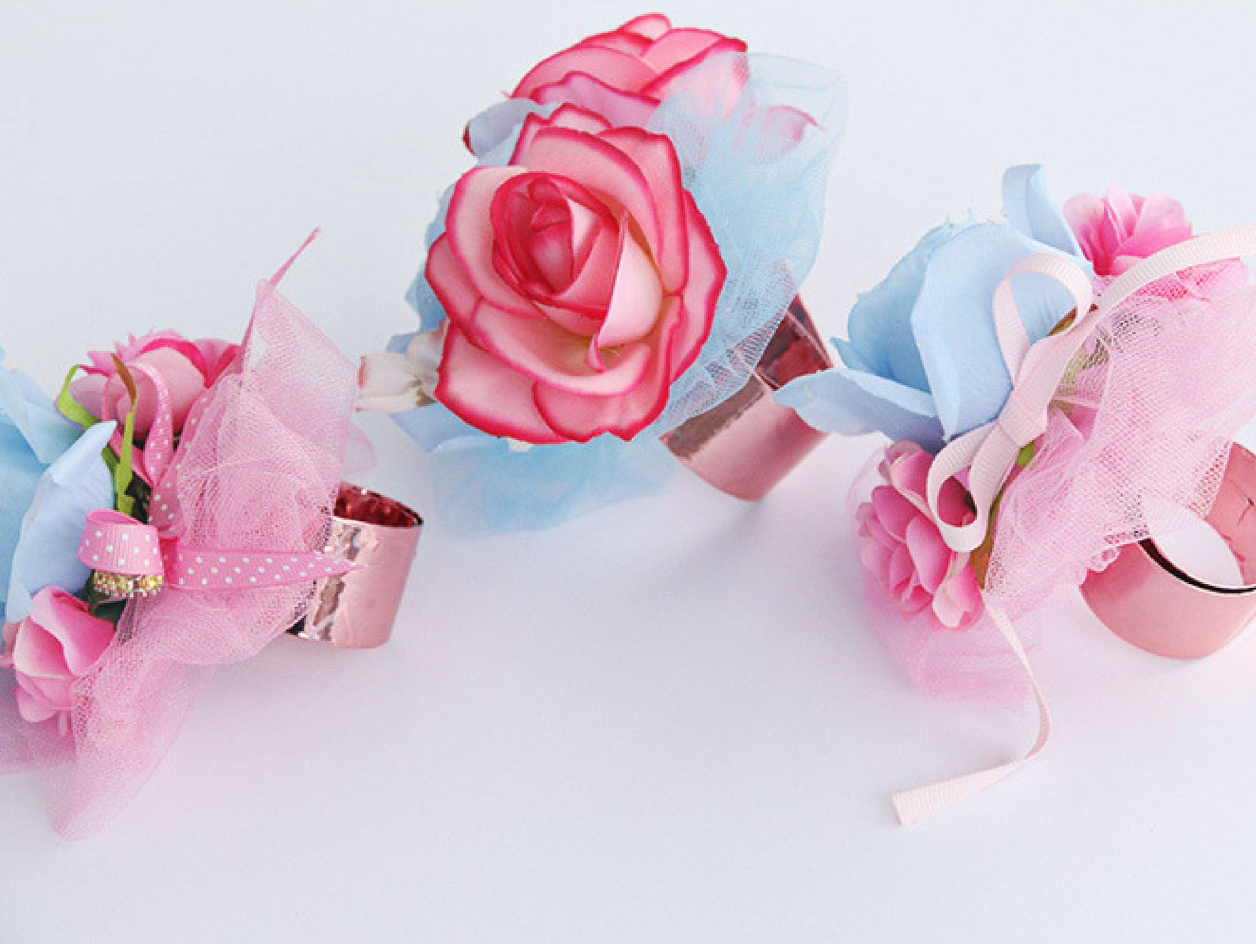15+ DIY Corsage Ideas And How To Make A Corsage For A Prom Or A Wedding ⋆  Hello Sewing