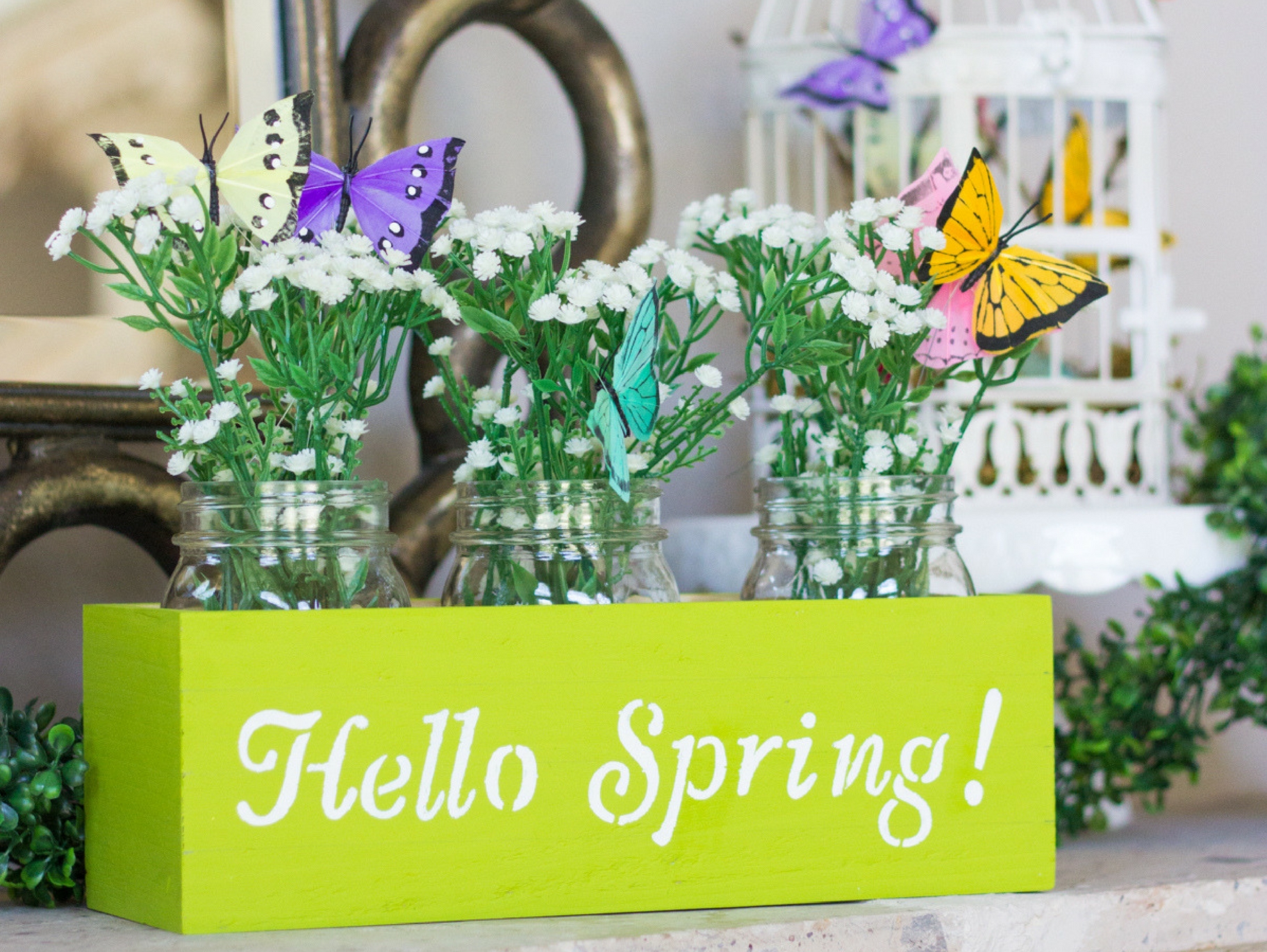 Spring DIY Flower Box Centerpiece