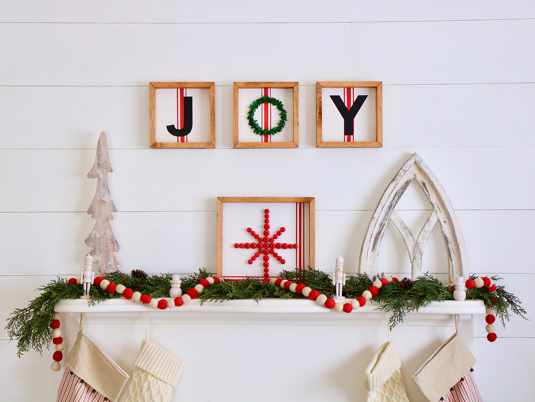 Wood Bead Snowflake Sign | Fun365