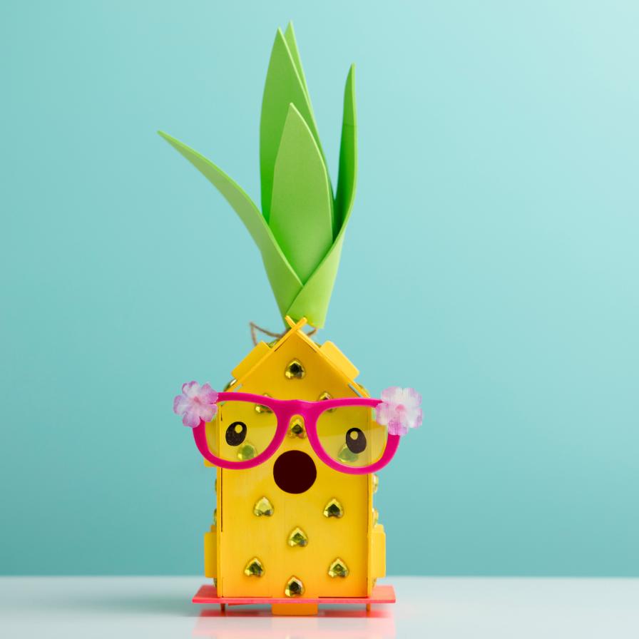 DIY Pineapple Birdhouse