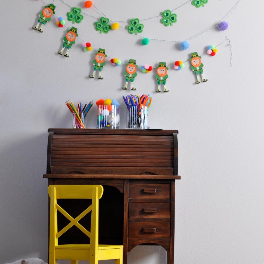 Easy St. Patrick's Day Garland Craft
