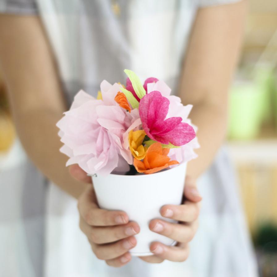Pretty Paper Flower Centerpieces
