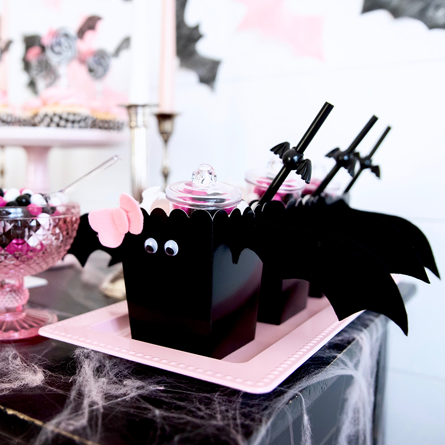 DIY Bat Treat Containers