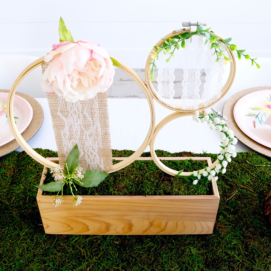 DIY Embroidery Hoop Centerpiece