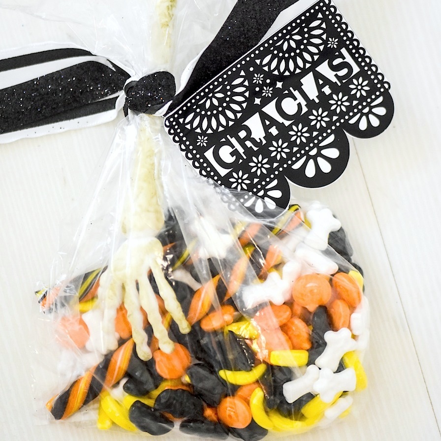 DIY Skeleton Favor Bags