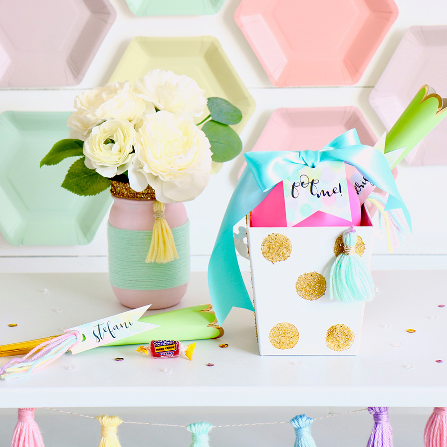 DIY Balloon Party Invitation