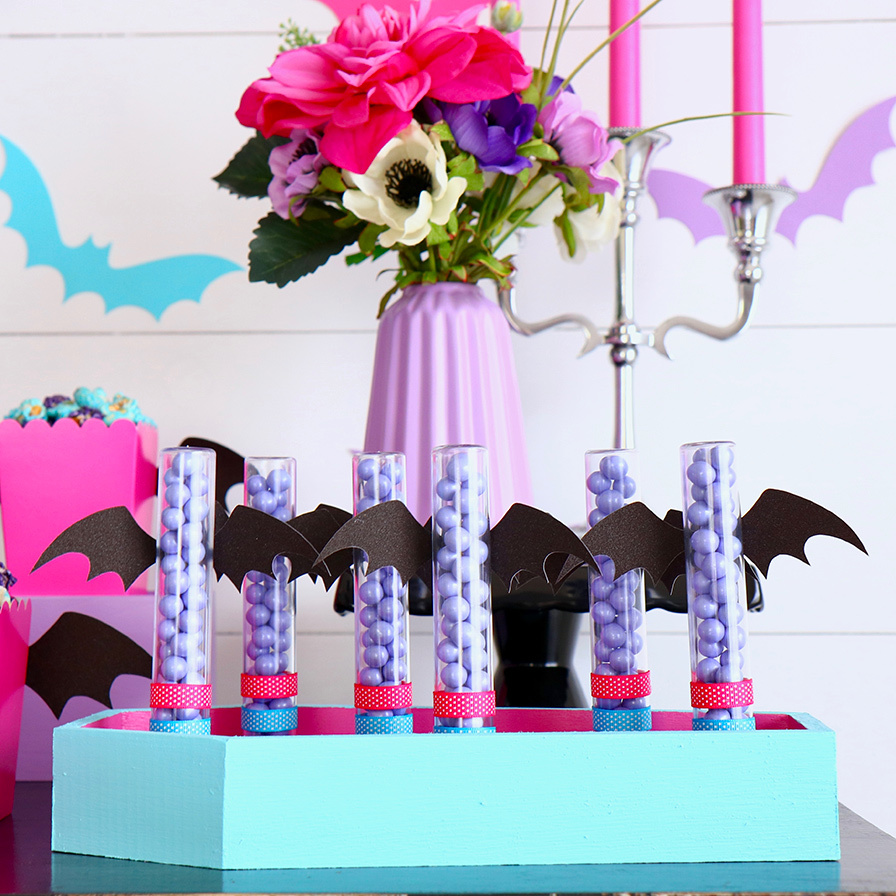 DIY Bat Candy Treat Idea