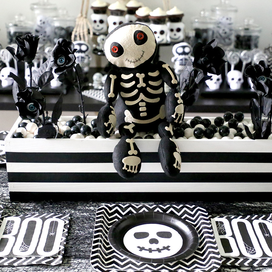 Kids' Skeleton Party Centerpiece