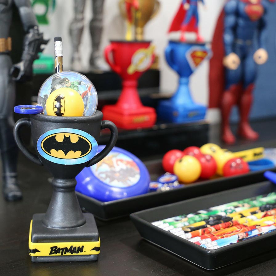 DIY Justice League Trophy Party Favors