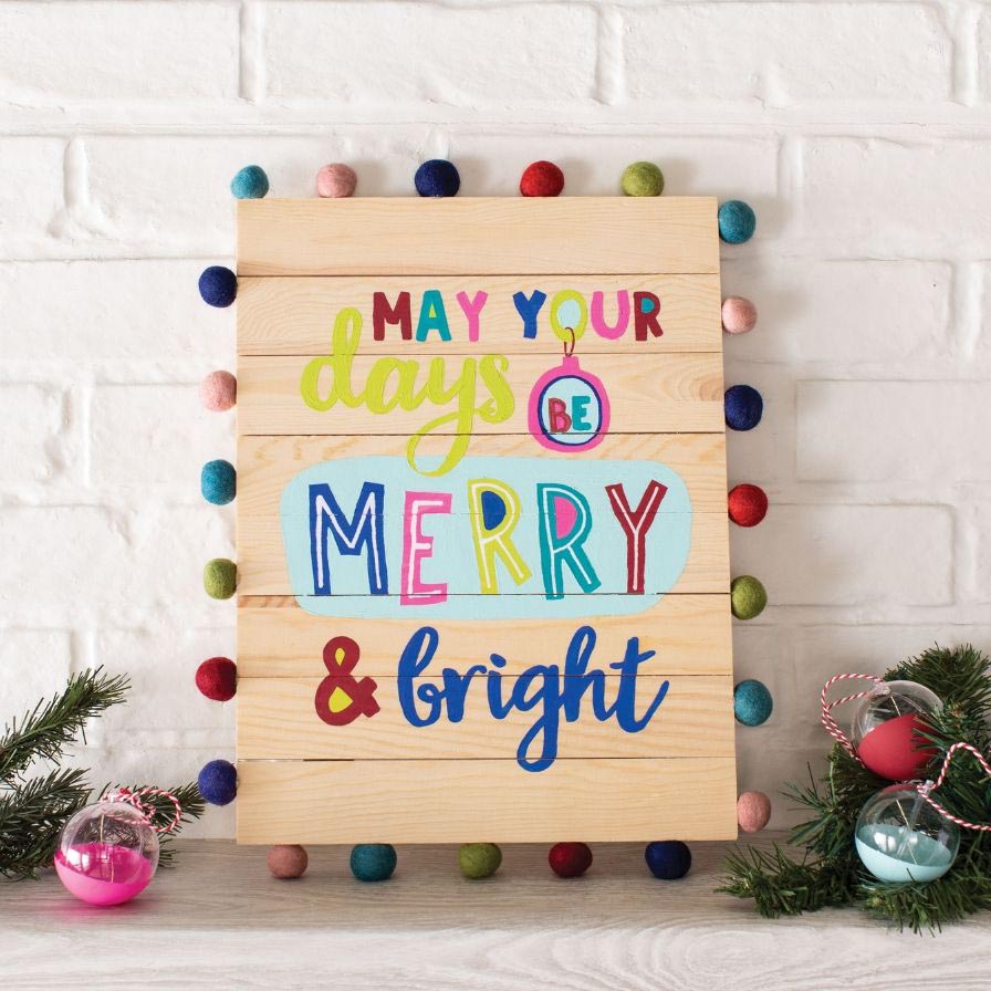 DIY Merry & Bright Wood Sign 