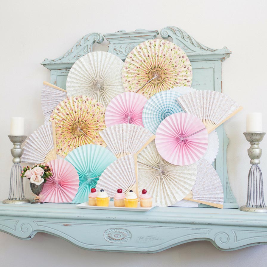 DIY Vintage Romantic Papercraft Backdrop