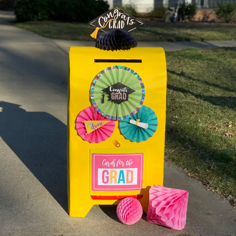 Drive-By Graduation Card Box