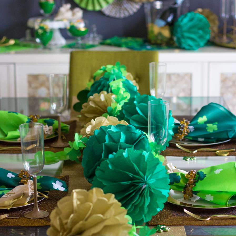 Honeycomb Ball Table Runner