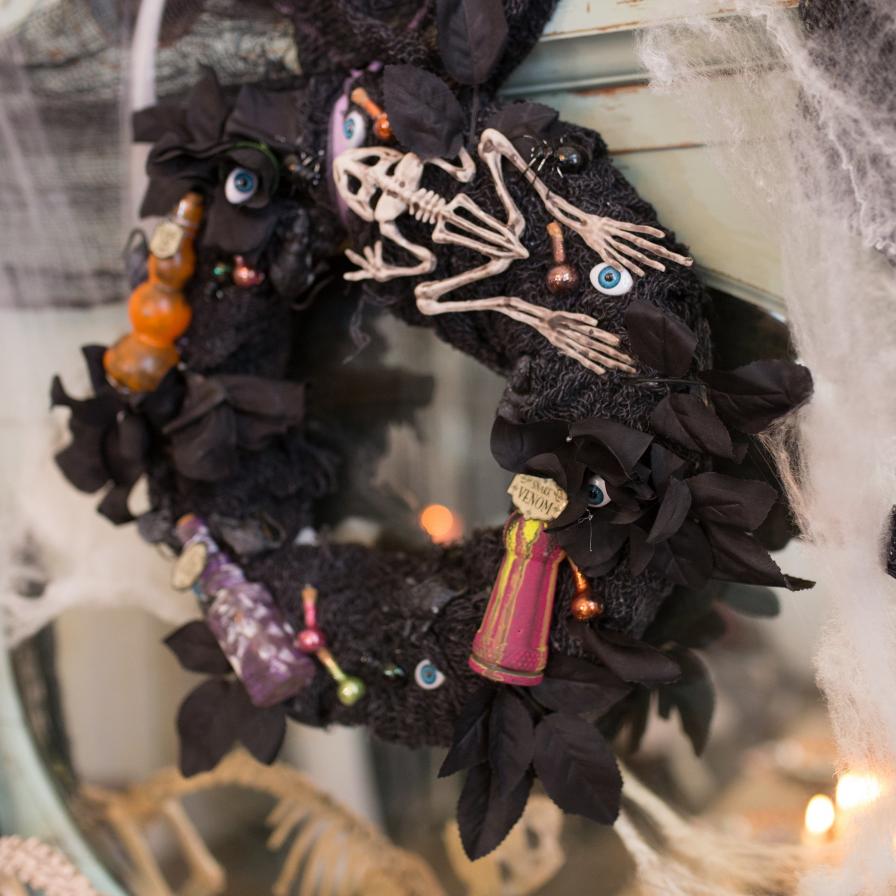 Witchy DIY Halloween Wreath