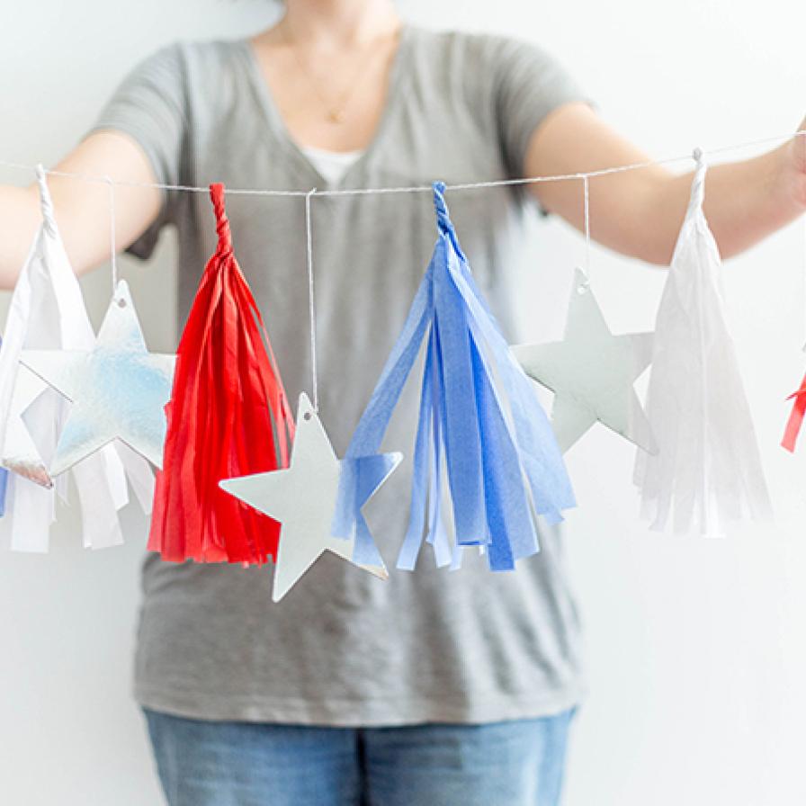 DIY Tissue Paper Fireworks Banner