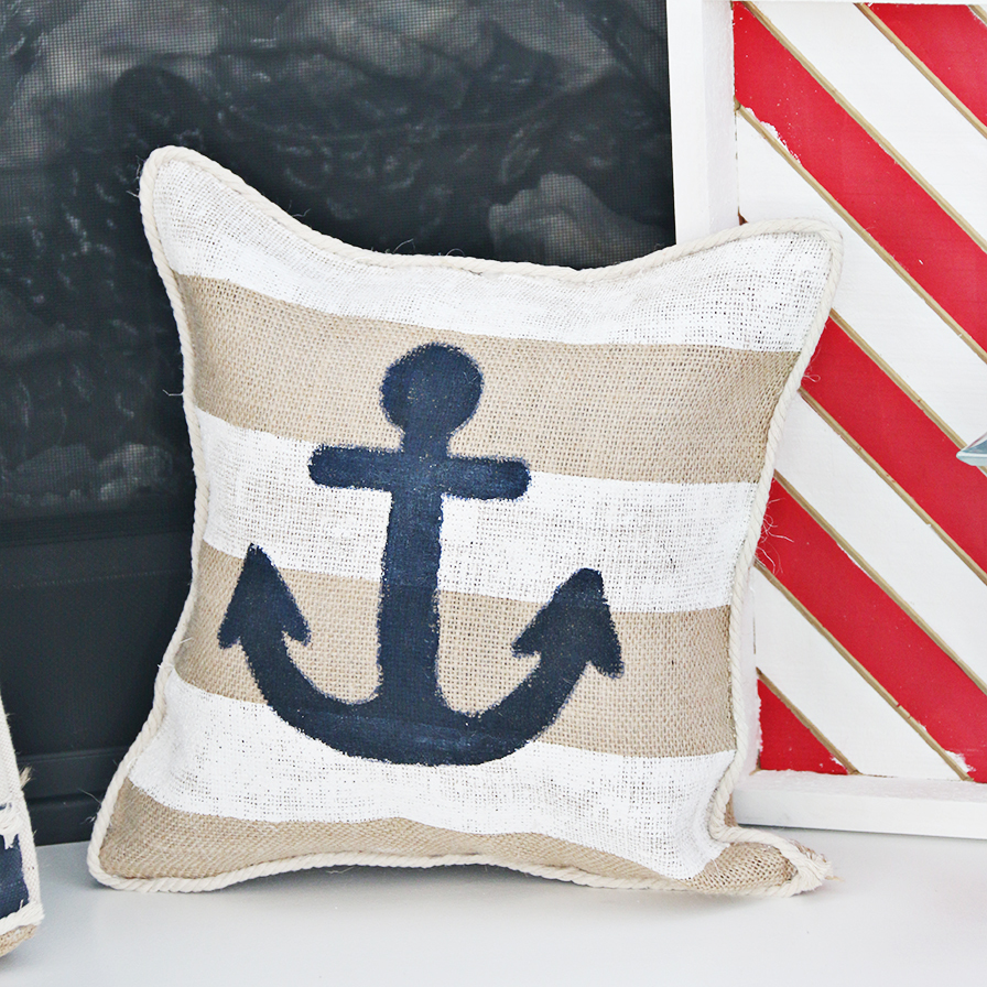 DIY Burlap Anchor Pillow