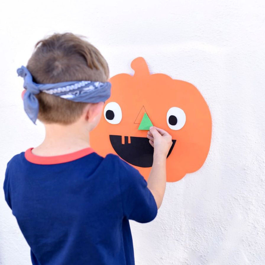 Pin the Nose on the Pumpkin Game | Fun365