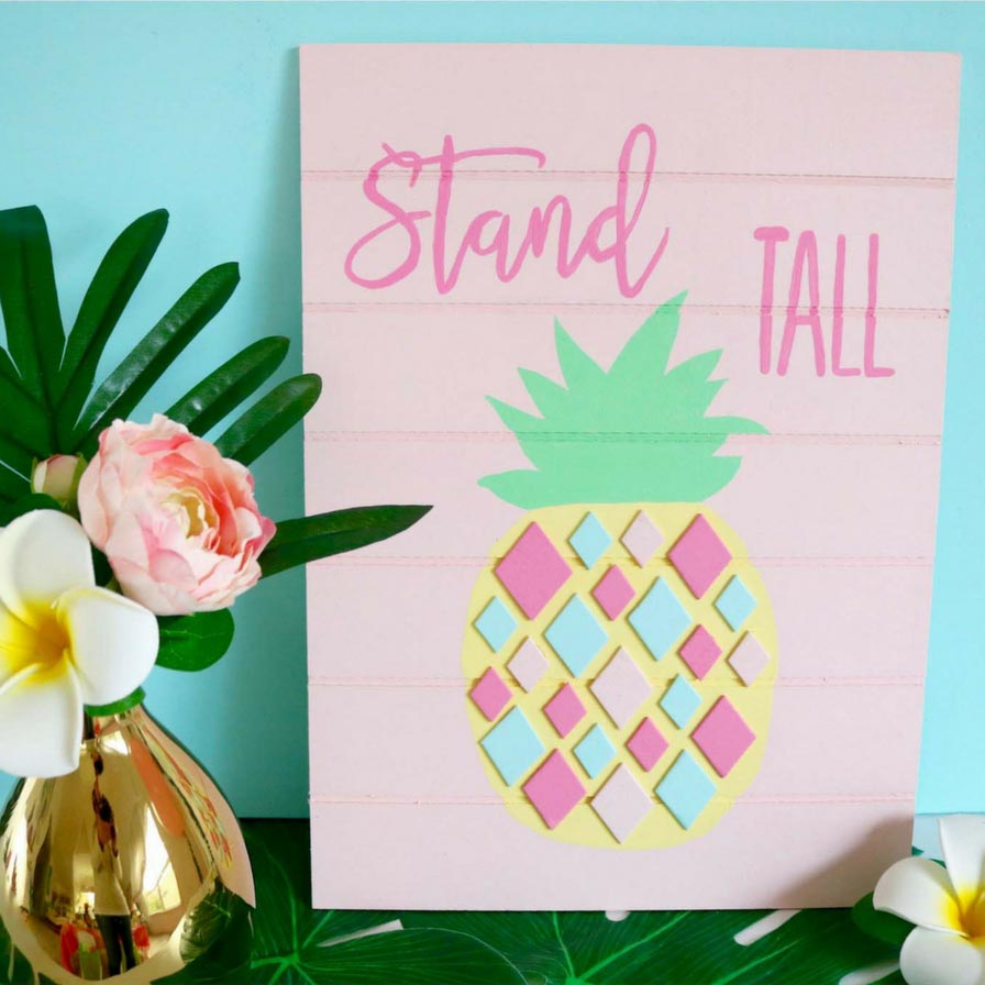 Wooden Pineapple Sign