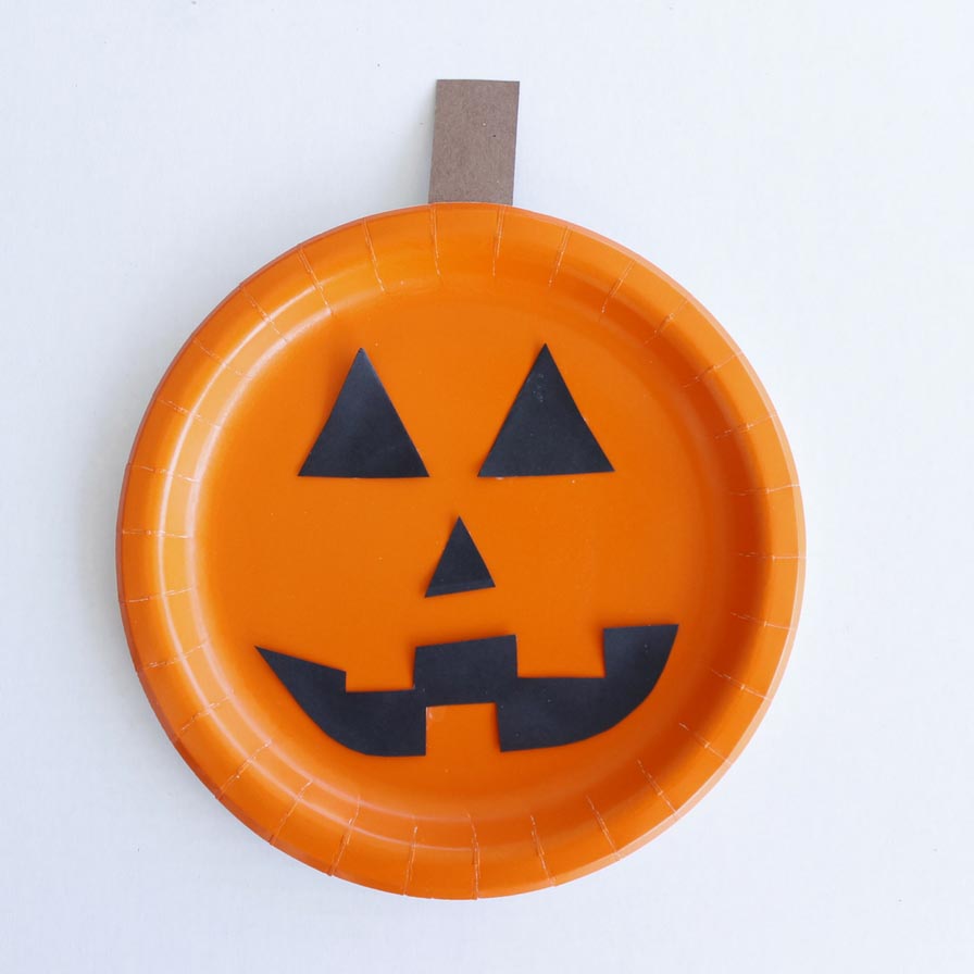 Pumpkin Paper Plate Kids' Craft | Fun365