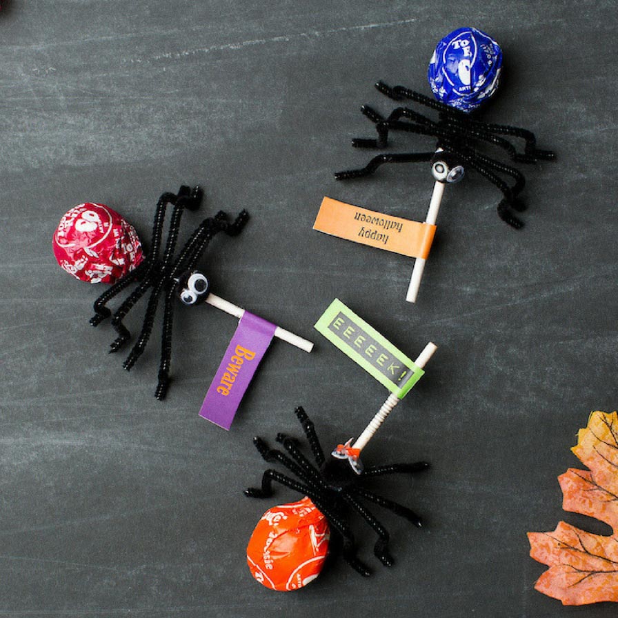 Spider Sucker Pop with Free Halloween Printable