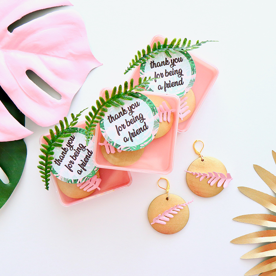DIY Tropical Leaf Earrings Favor Idea
