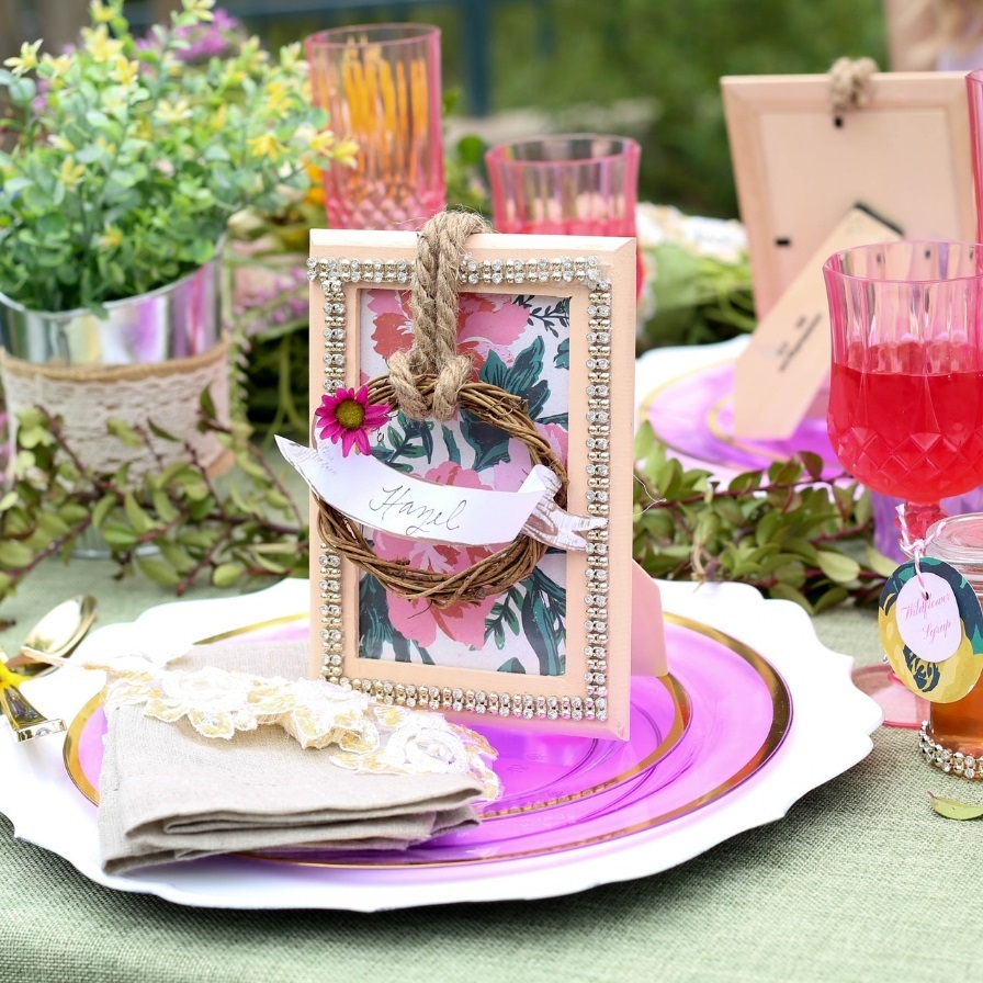 Wreath Place Card DIY