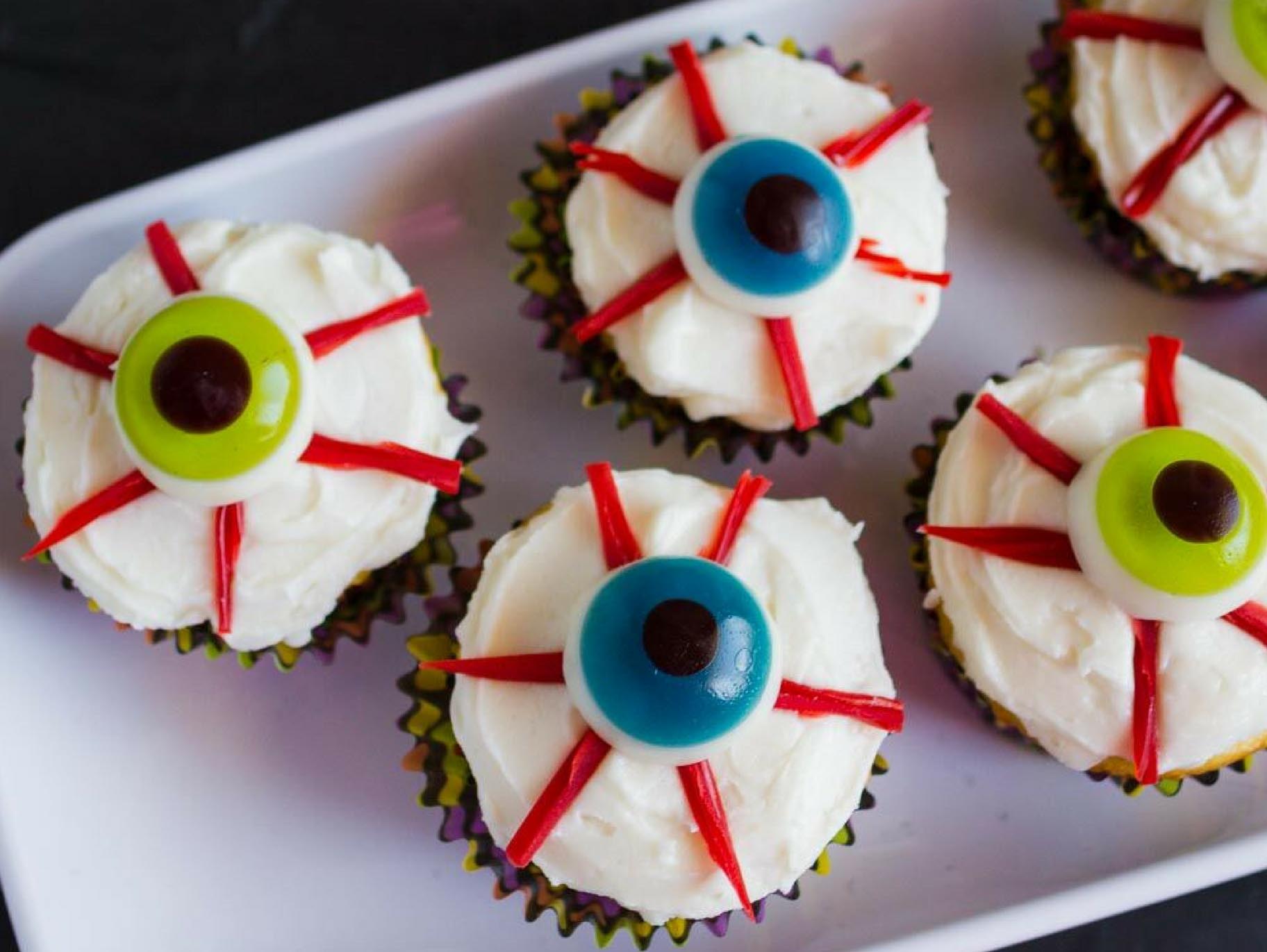 Eyeball Cupcake