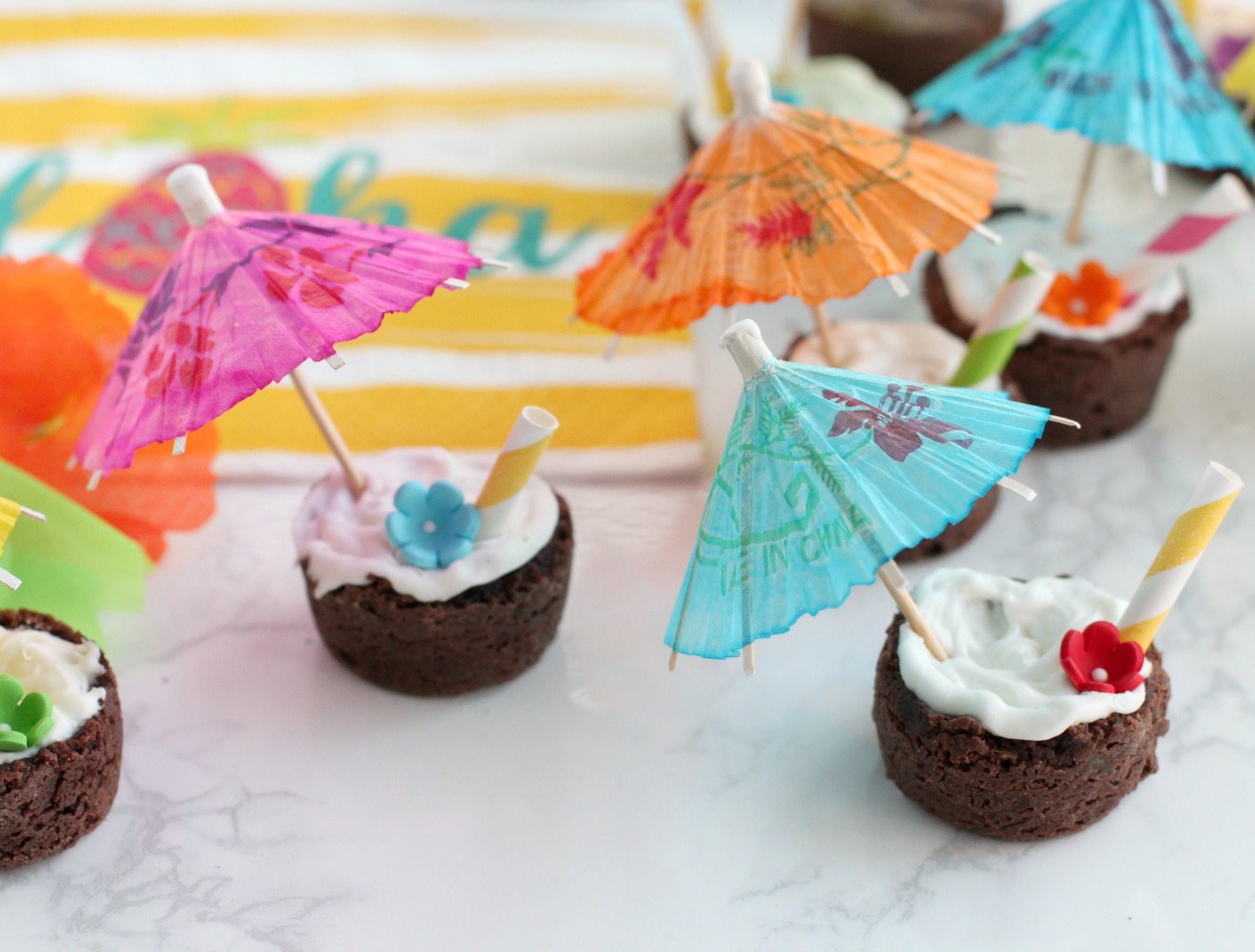 Piña Colada Brownie Bites